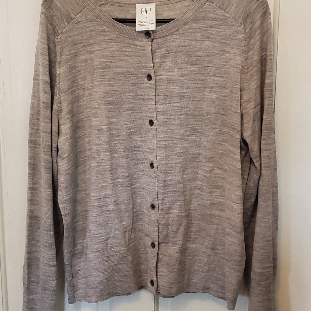 GAP Merino Button Cardigan sz L